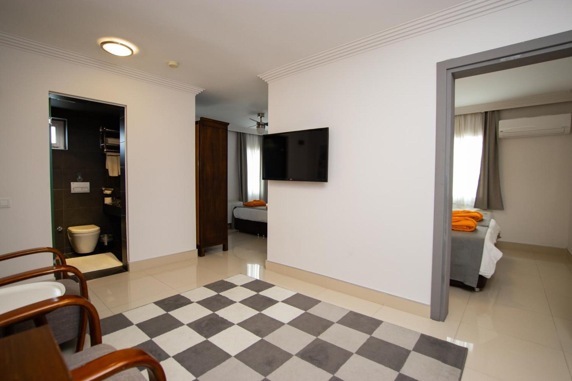 Hotel Pier Bodrum Marina Екстериор снимка